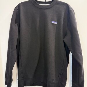 Patagonia Men's Classic Black Crewneck Sweater Sweatshirt